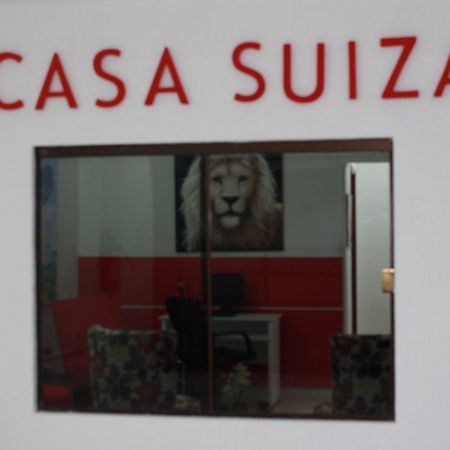 Hostal Casa Suiza 亚松森 外观 照片