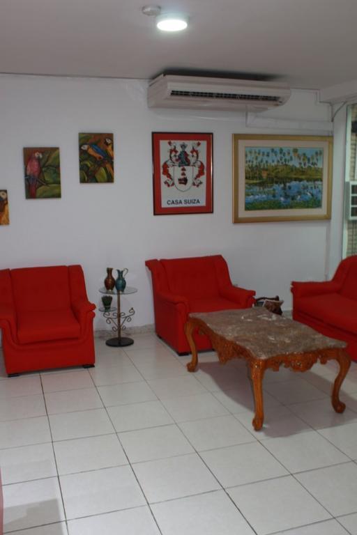 Hostal Casa Suiza 亚松森 外观 照片
