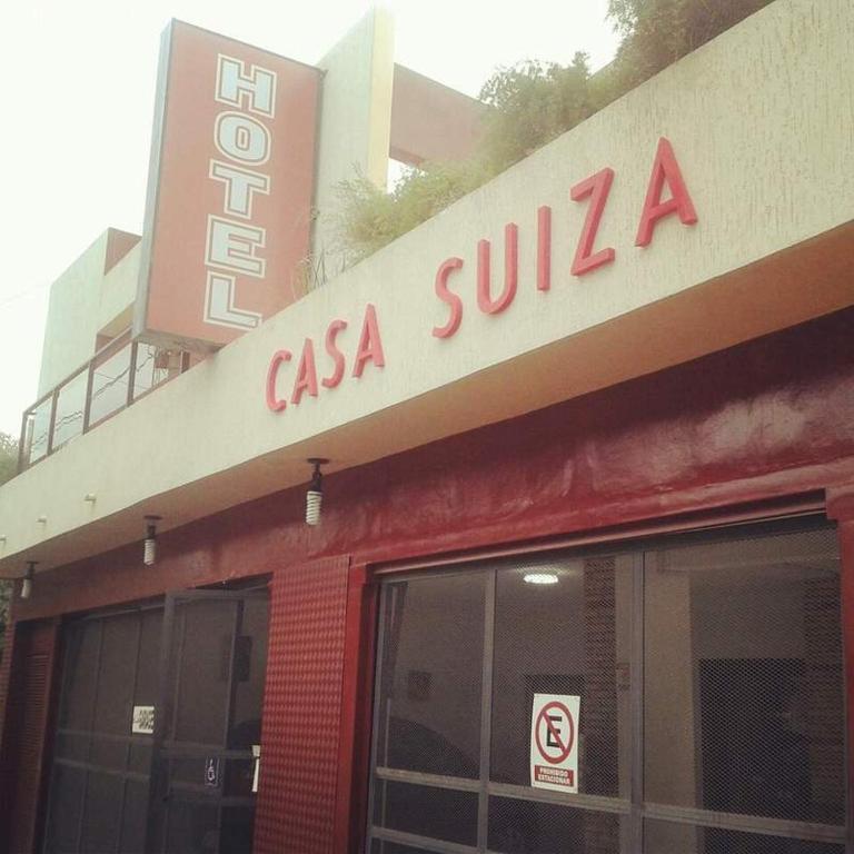 Hostal Casa Suiza 亚松森 外观 照片